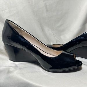 Cole Haan sz 10 1/2  Women’s Sadie Peep toe Wedge - Black